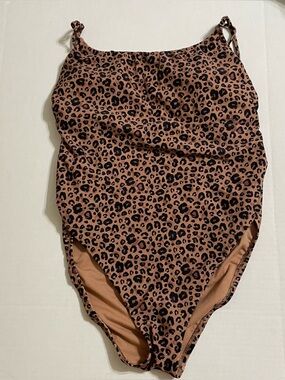 Shade and Shore Leopard One Piece Swimsuit size XL